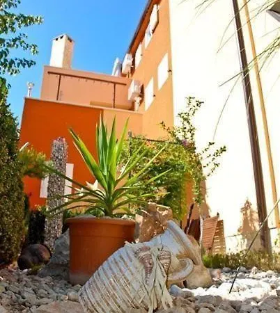 Mediteran, Kleine Mit Balkon *